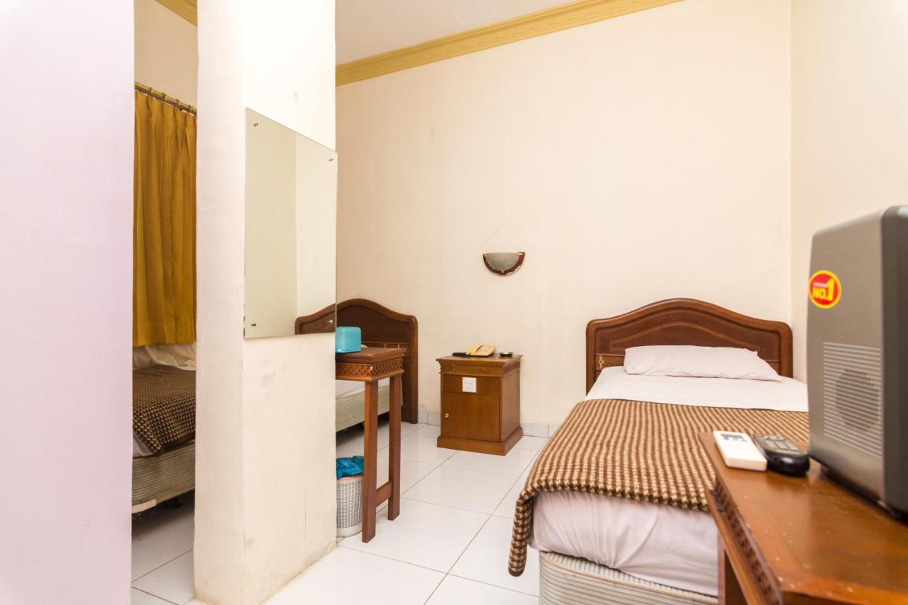 Oyo 2422 Rama Hotel นาโกยา ภายนอก รูปภาพ